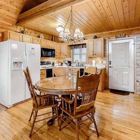 Hills Hideaway Villa Sevierville Eksteriør billede